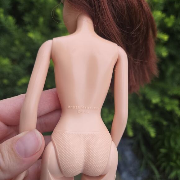 Vintage Barbie My Scene Brown Eyes - Picture 5 of 10